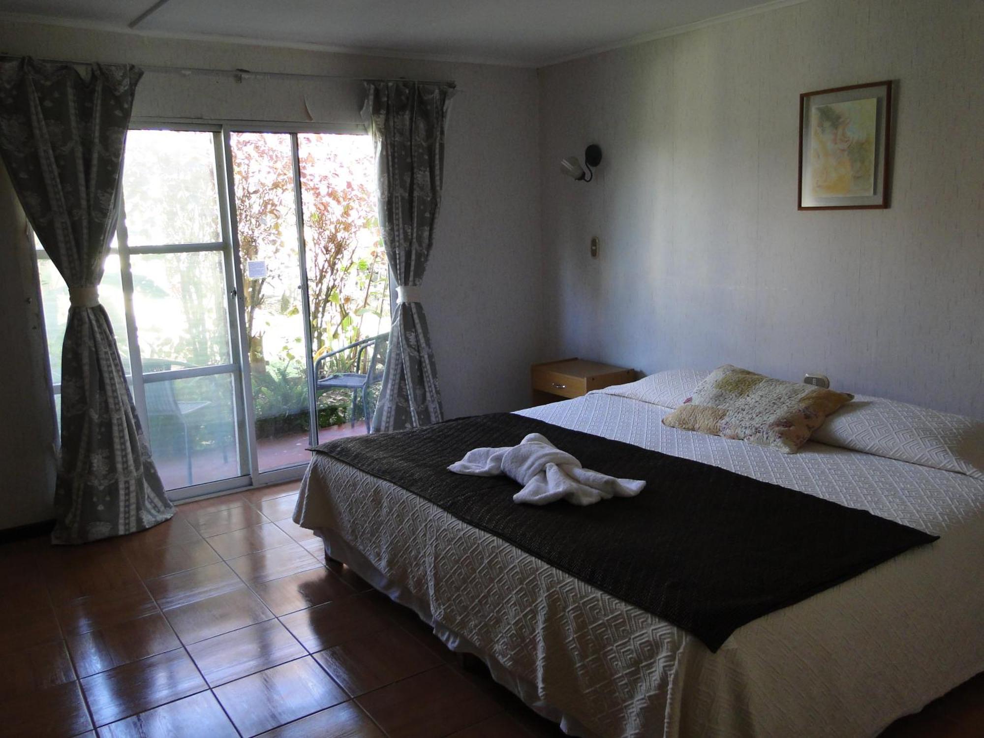 Tupa Hotel Hanga Roa Ruang foto